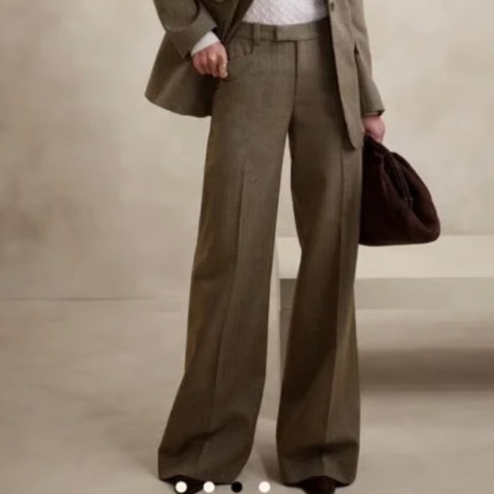 Banana Republic Tan Dress Pants